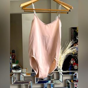 DANCERS! A must have during Recital performances in quick change room??👍👍👍